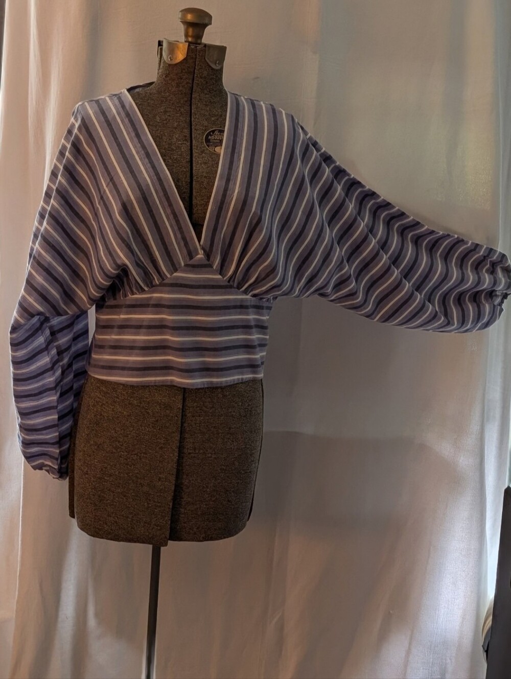 Banana Republic Striped V-Neck Dolman Sleeve Top - Blue
